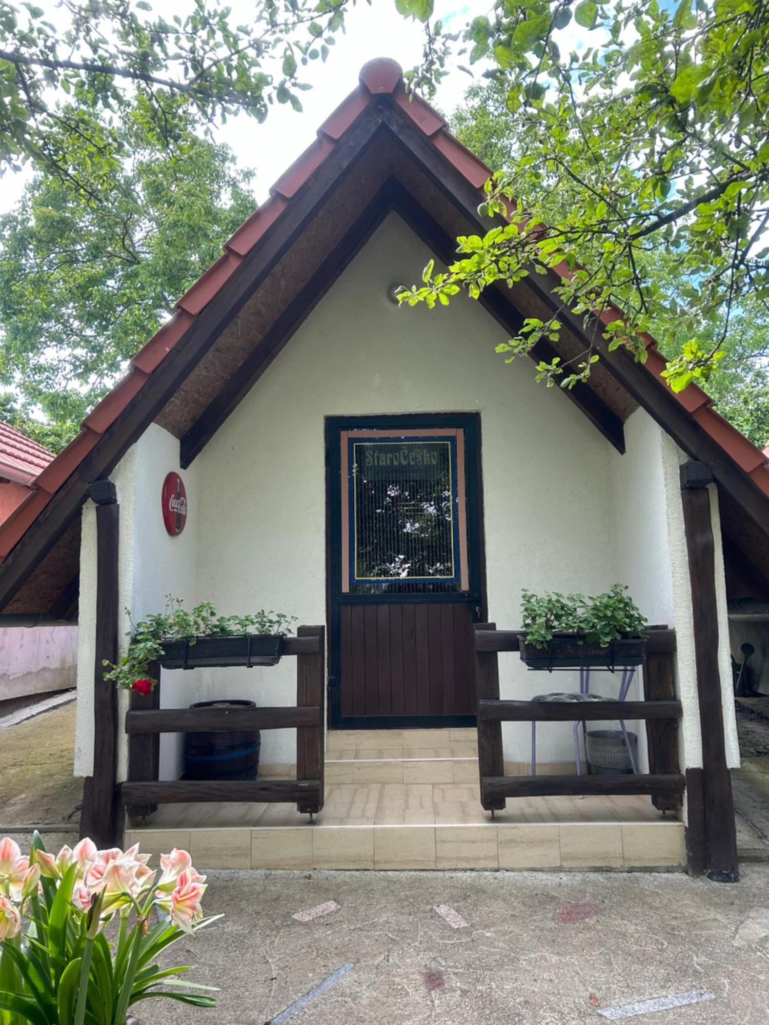 Camping Lukac 쿠티나 외부 사진